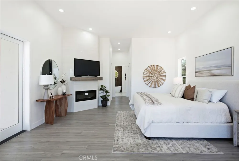 1094 Hillcrest View Lane Fallbrook, CA 92028