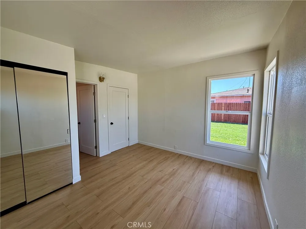 4953 E San Carlos Compton, CA 90221