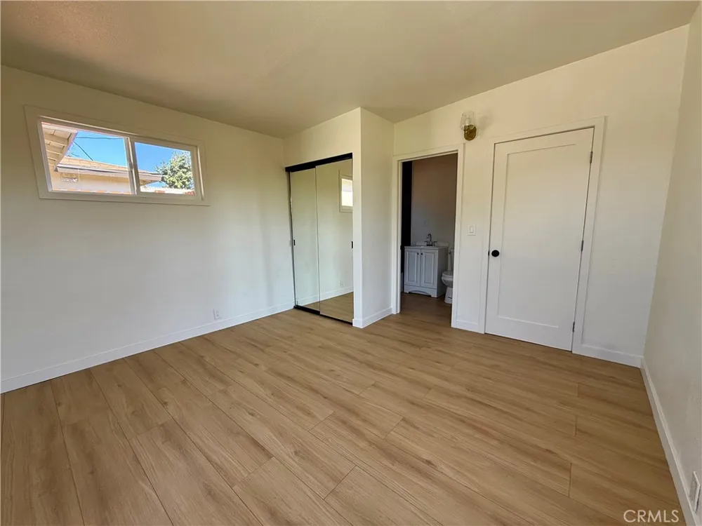 4953 E San Carlos Compton, CA 90221