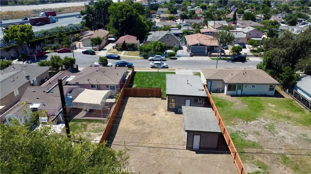 4953 E San Carlos Compton, CA 90221