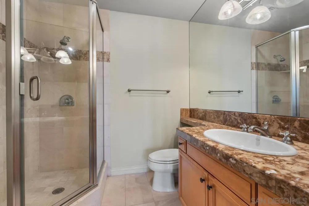 7157 Fay Ave La Jolla, CA 92037