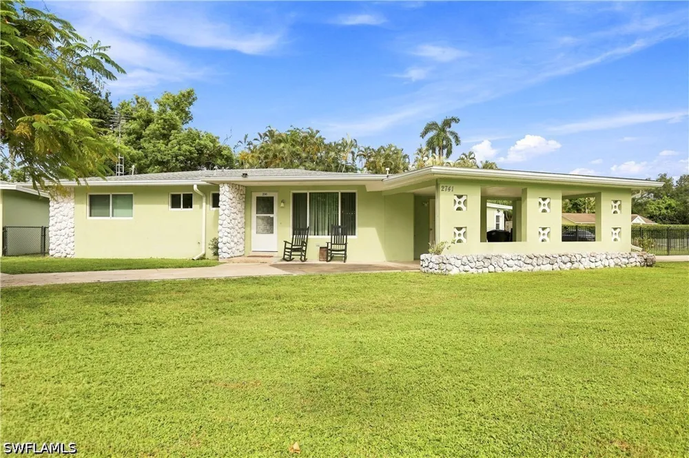 McGregor Boulevard Fort Myers, FL 33901