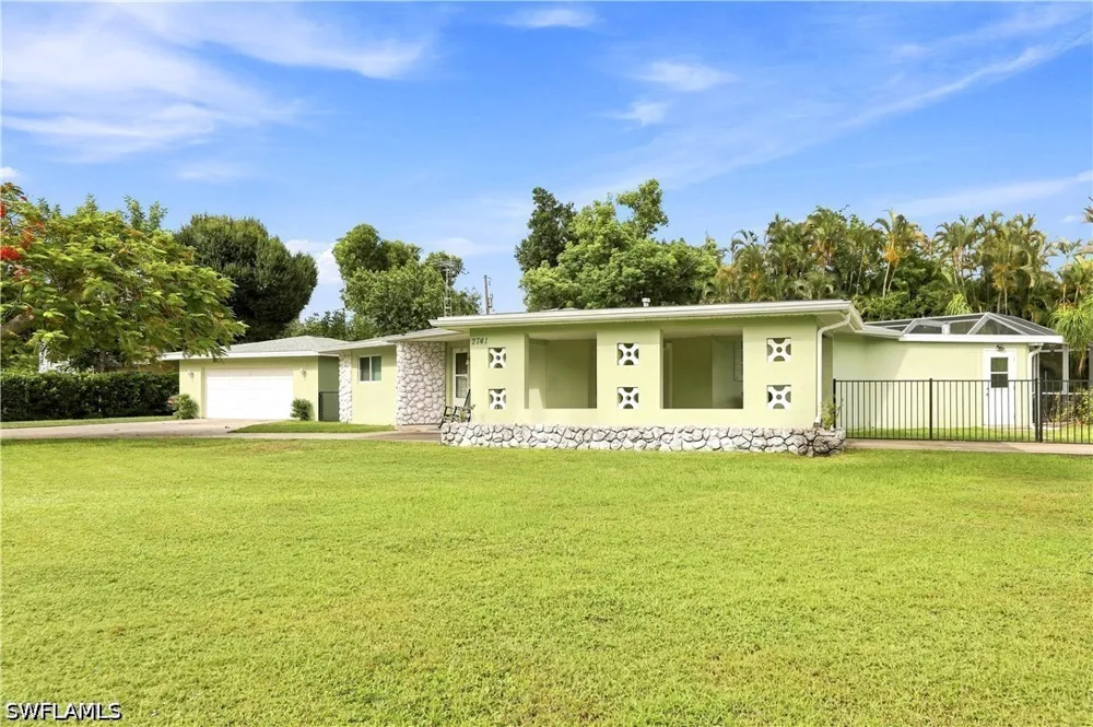 McGregor Boulevard Fort Myers, FL 33901