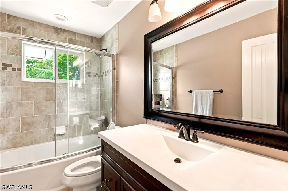 McGregor Boulevard Fort Myers, FL 33901