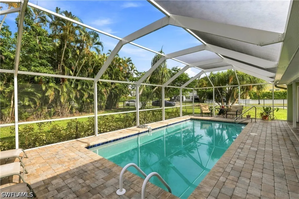McGregor Boulevard Fort Myers, FL 33901