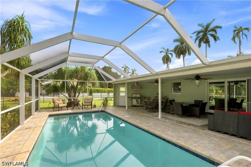 McGregor Boulevard Fort Myers, FL 33901