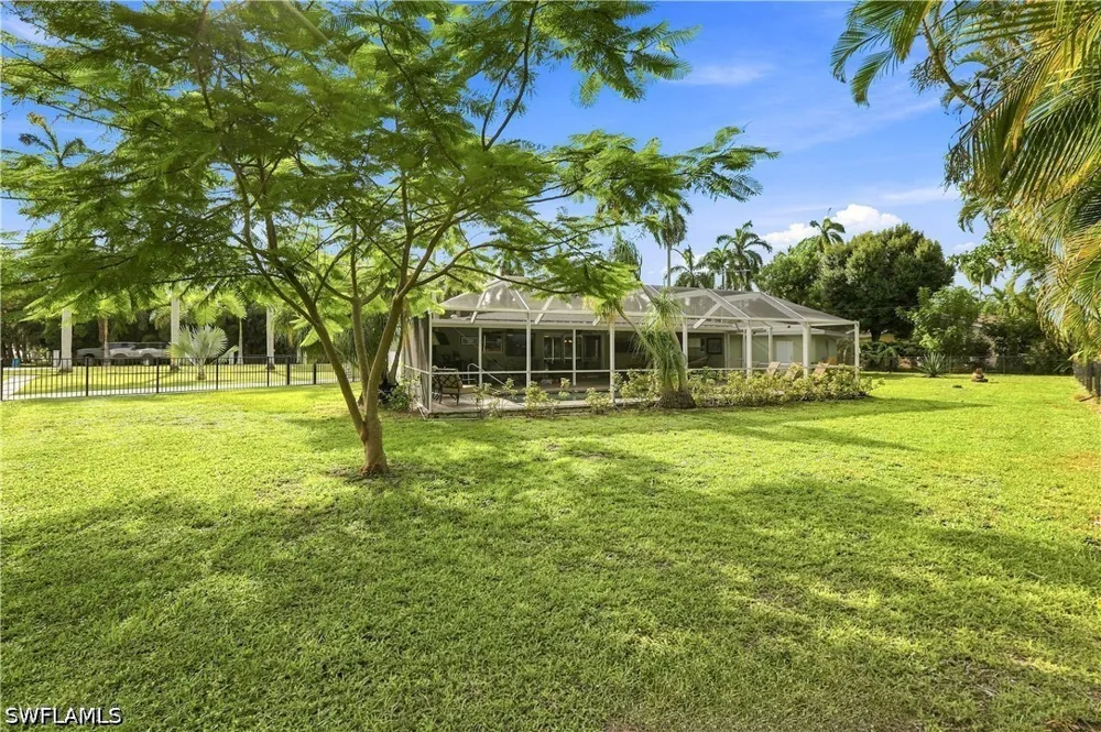 McGregor Boulevard Fort Myers, FL 33901