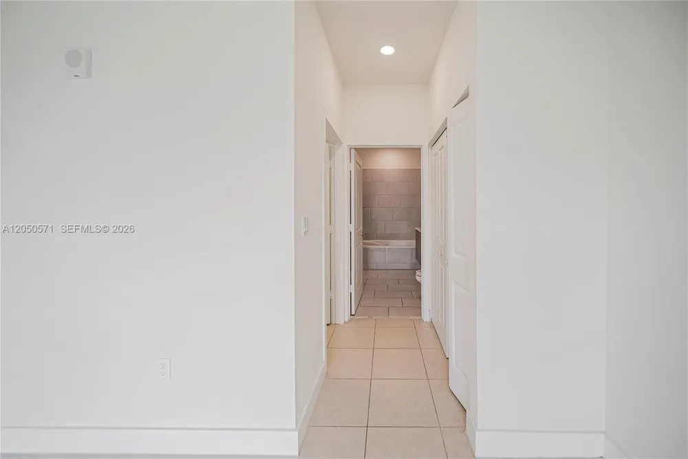 8265 NW 41st St #C-202 Doral, FL 33166