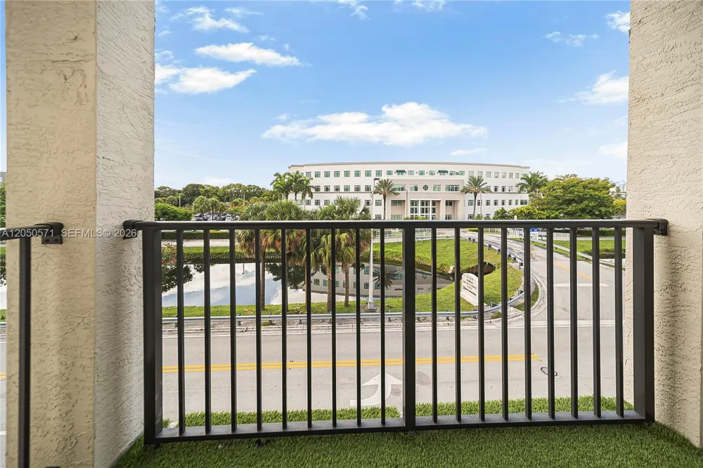 8265 NW 41st St #C-202 Doral, FL 33166