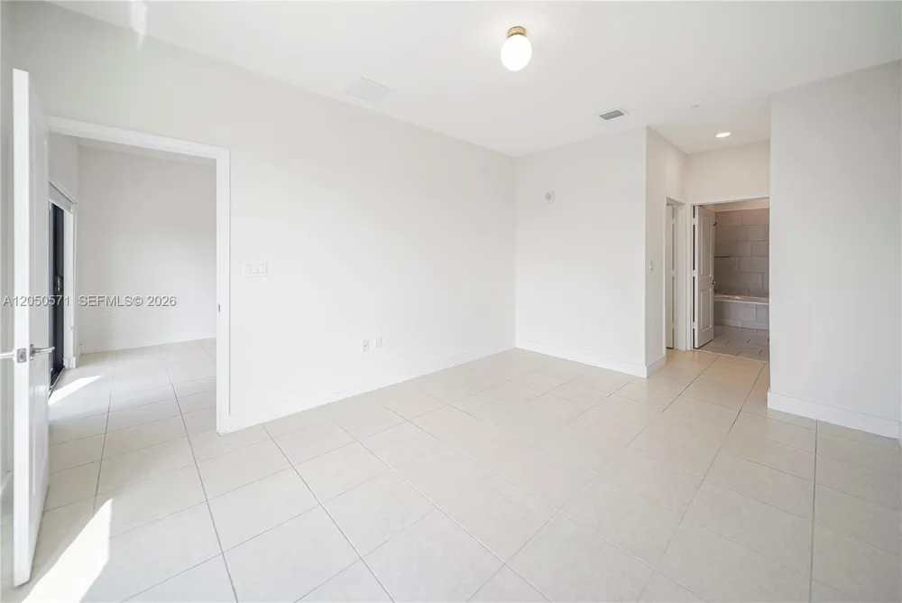 8265 NW 41st St #C-202 Doral, FL 33166