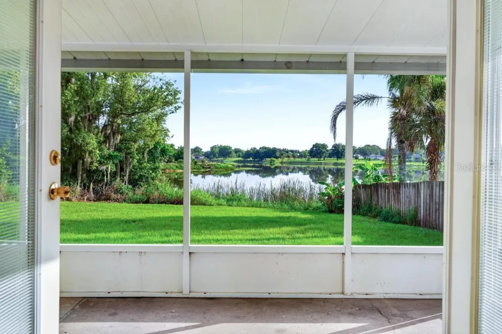 57 CAYMAN CIRCLE Umatilla, FL 32784