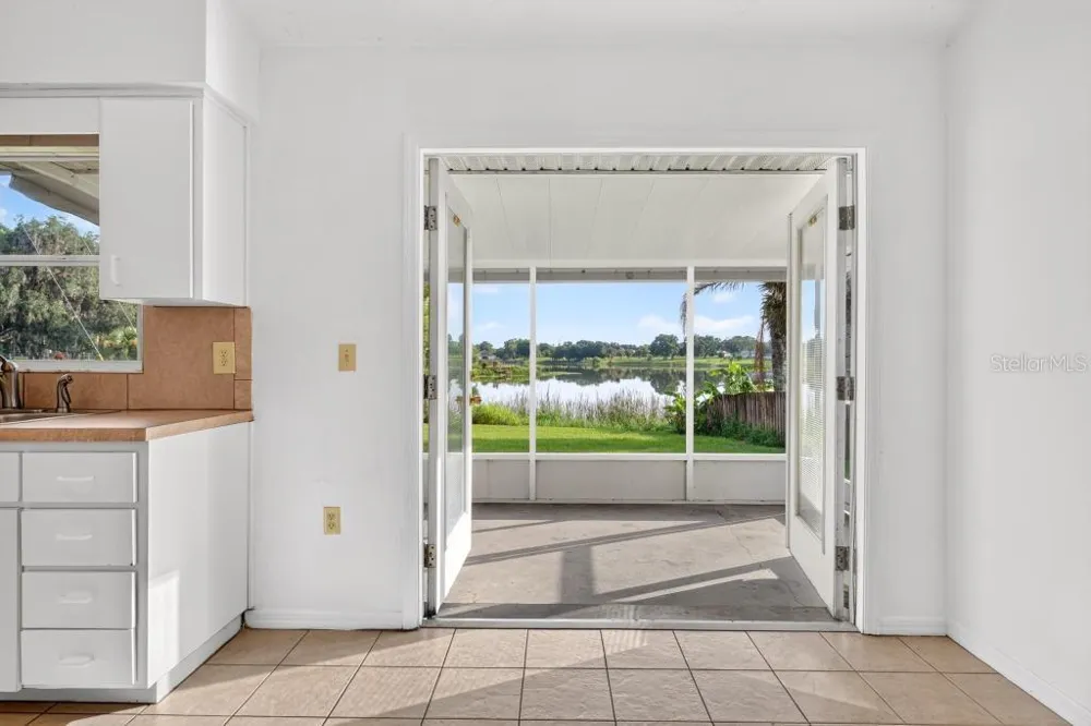 57 CAYMAN CIRCLE Umatilla, FL 32784