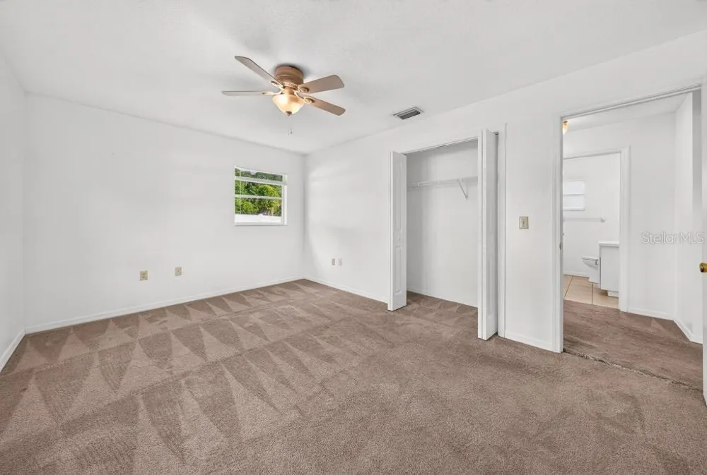 57 CAYMAN CIRCLE Umatilla, FL 32784