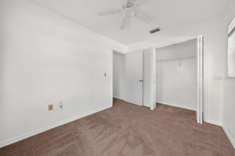 57 CAYMAN CIRCLE Umatilla, FL 32784