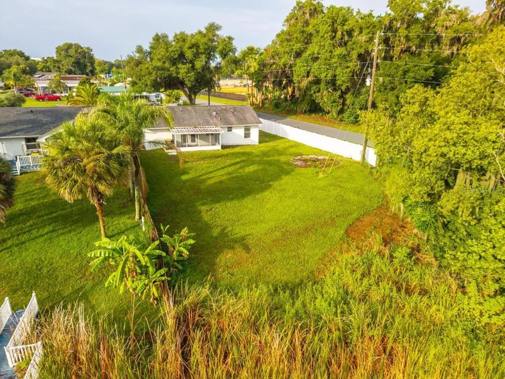 57 CAYMAN CIRCLE Umatilla, FL 32784