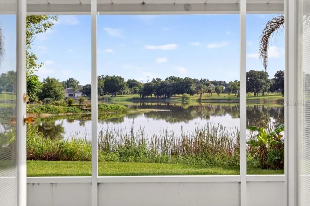 57 CAYMAN CIRCLE Umatilla, FL 32784