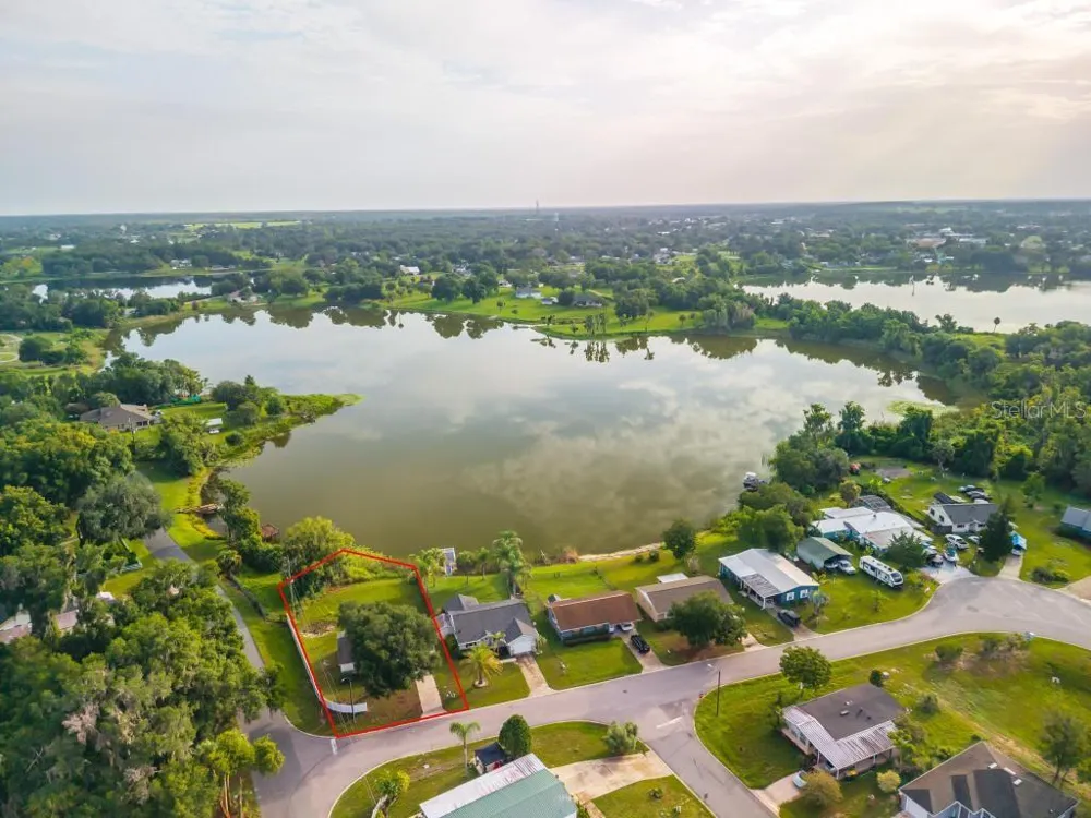 57 CAYMAN CIRCLE Umatilla, FL 32784