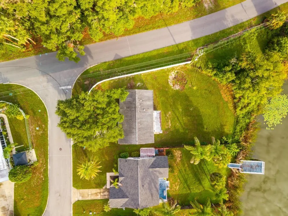 57 CAYMAN CIRCLE Umatilla, FL 32784