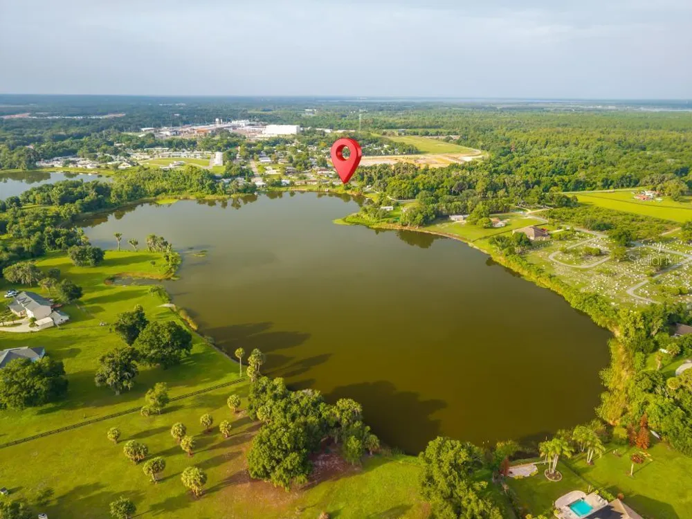 57 CAYMAN CIRCLE Umatilla, FL 32784