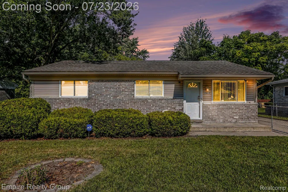 15819 Kerstyn Street Taylor City, MI 48180