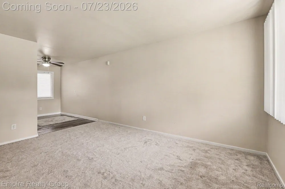 15819 Kerstyn Street Taylor City, MI 48180
