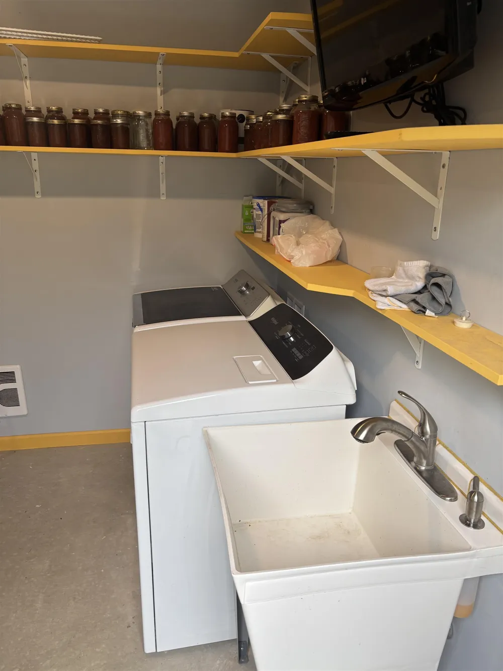 1426 SE Riley Road Kalkaska Township, MI 49646