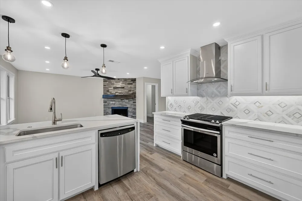 640 Fossil Wood Drive Saginaw, TX 76179