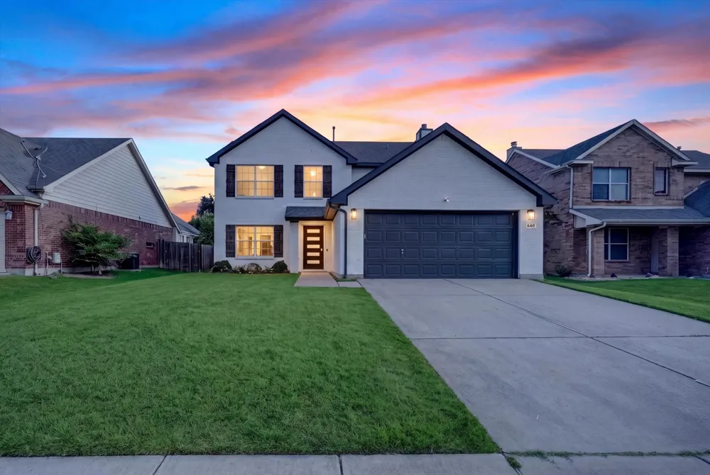 640 Fossil Wood Drive Saginaw, TX 76179