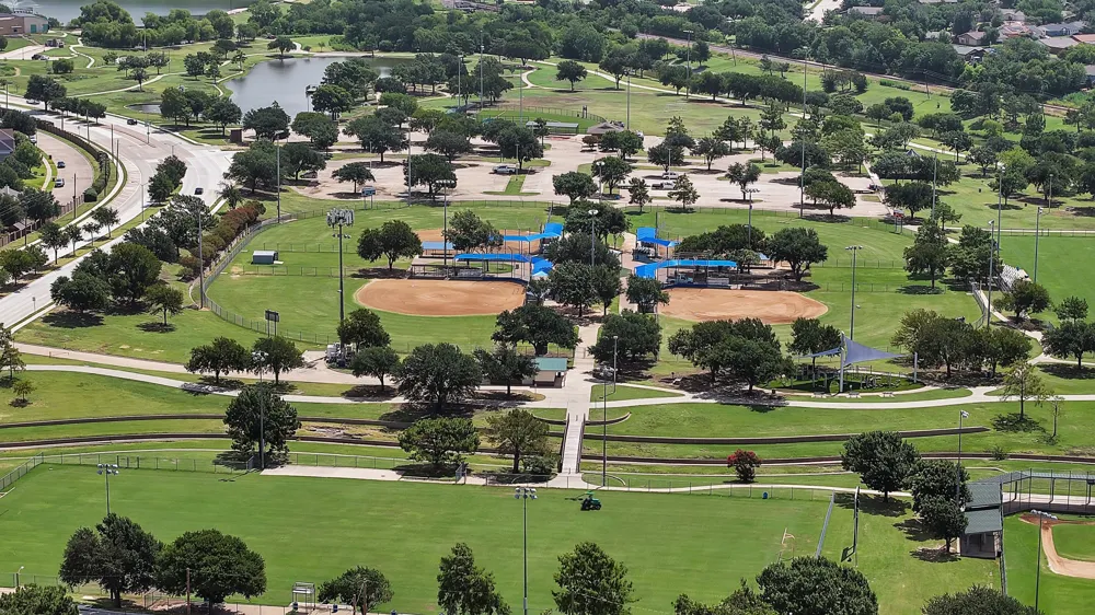1104 E Russell Avenue Carrollton, TX 75006