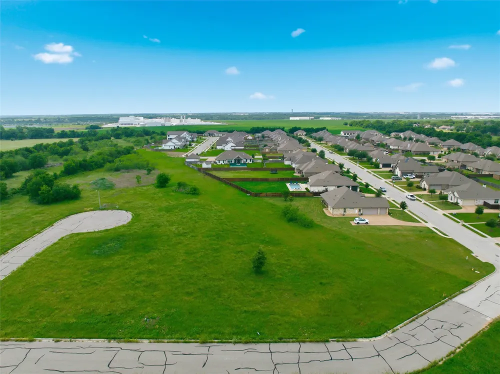 Perry Circle Robinson, TX 76706