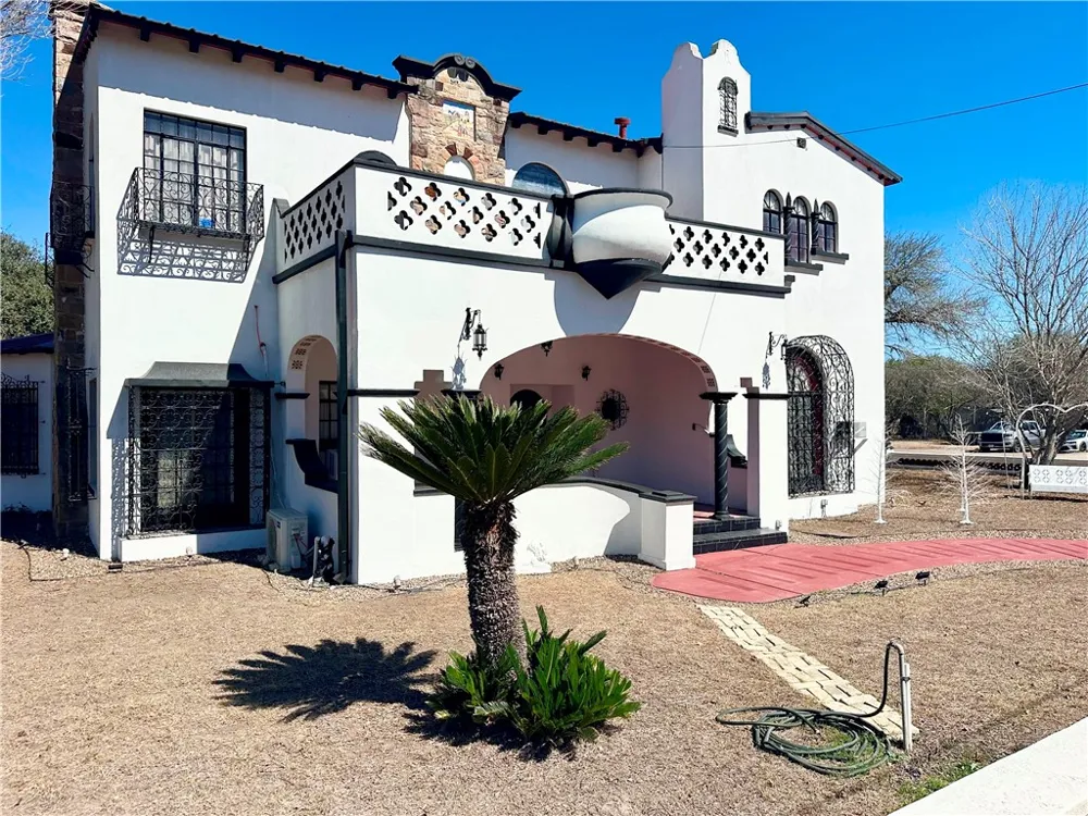 400 W St Charles Avenue San Diego, TX 78384