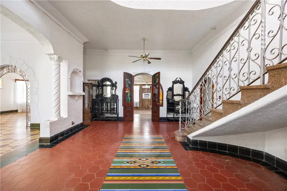 400 W St Charles Avenue San Diego, TX 78384