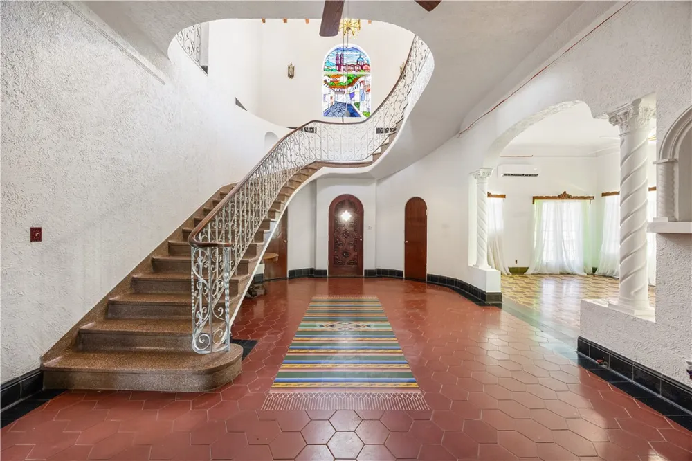 400 W St Charles Avenue San Diego, TX 78384