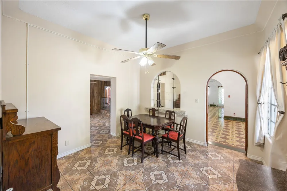 400 W St Charles Avenue San Diego, TX 78384