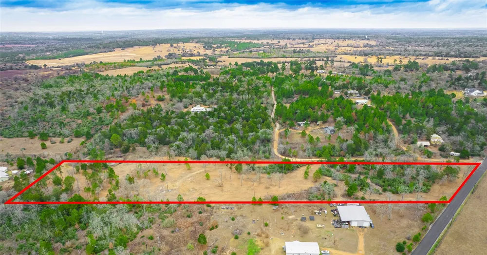 123 Abbey Lane Smithville, TX 78957