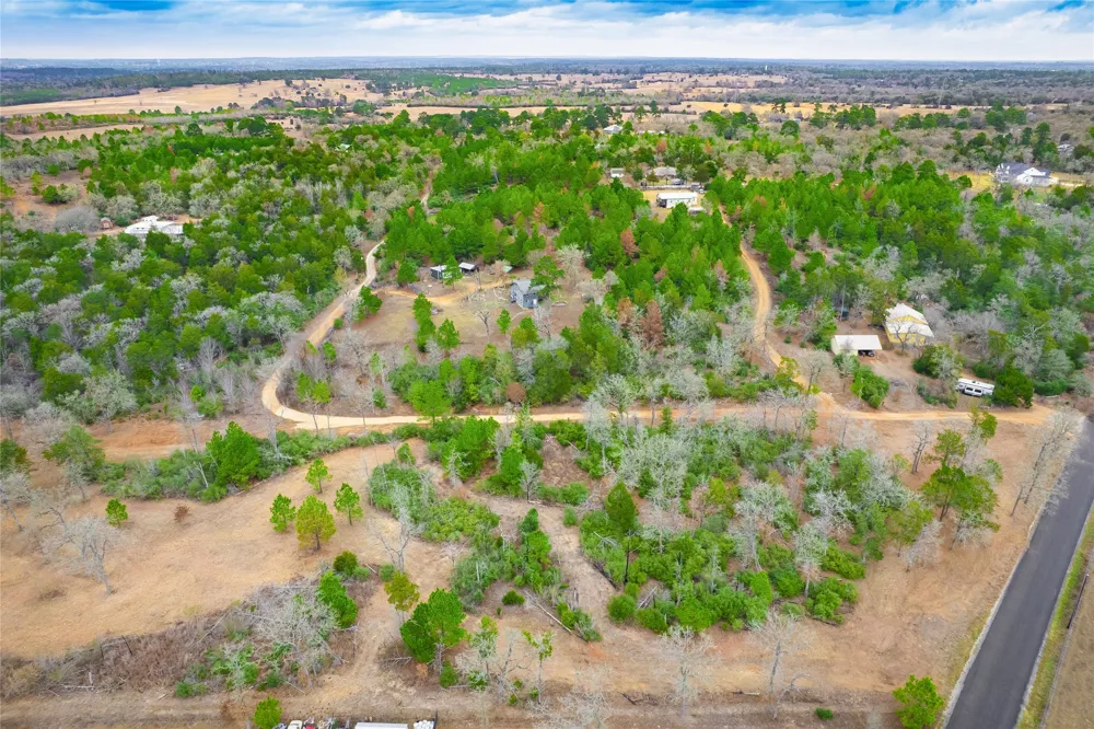 123 Abbey Lane Smithville, TX 78957
