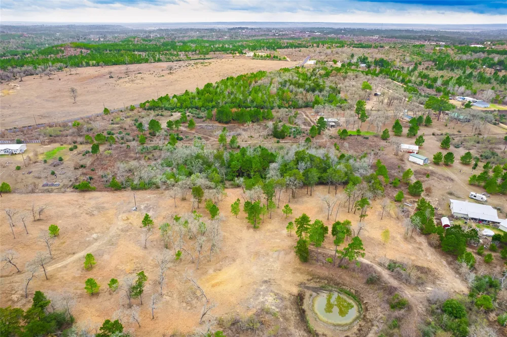 123 Abbey Lane Smithville, TX 78957