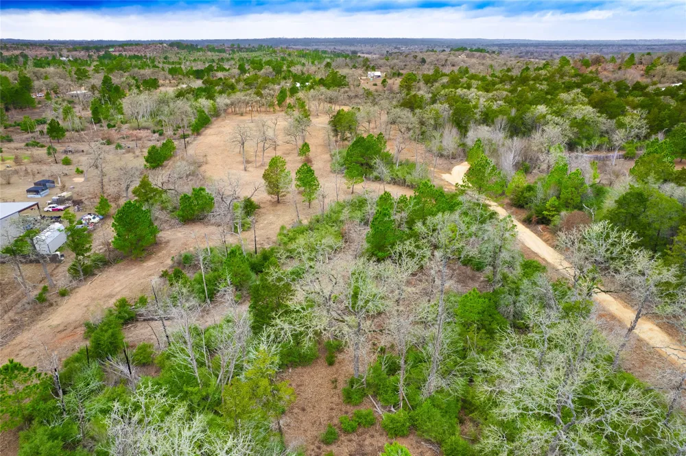 123 Abbey Lane Smithville, TX 78957