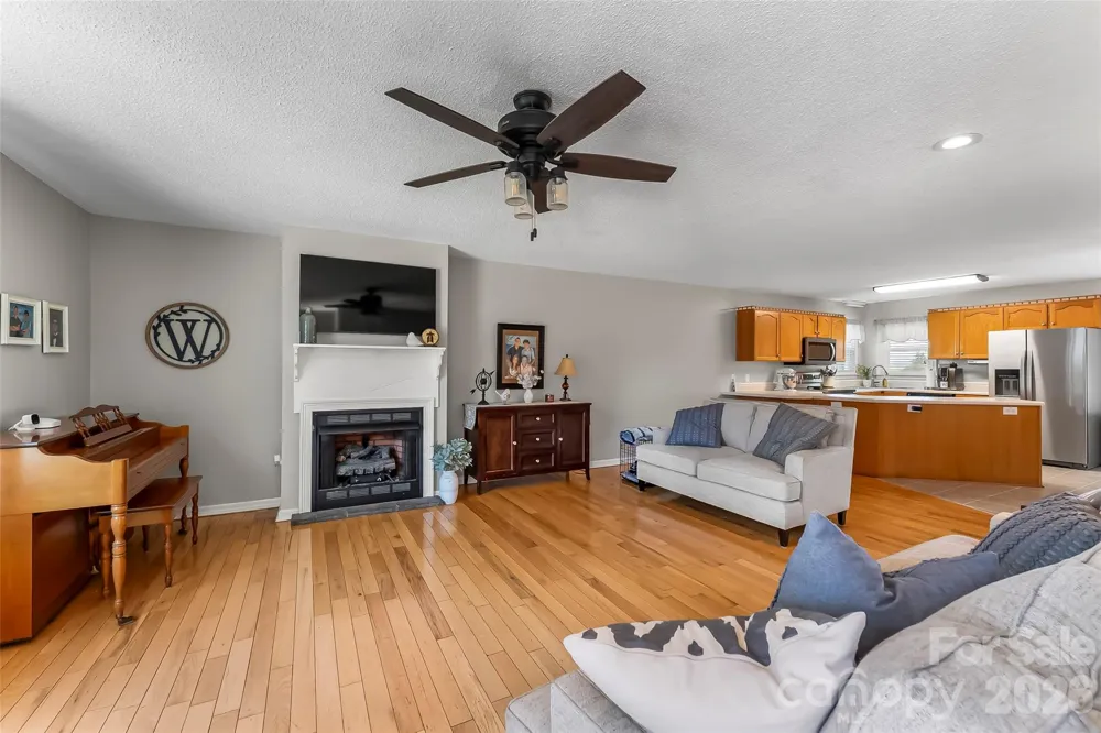 3955 Northernmistic Drive Maiden, NC 28650
