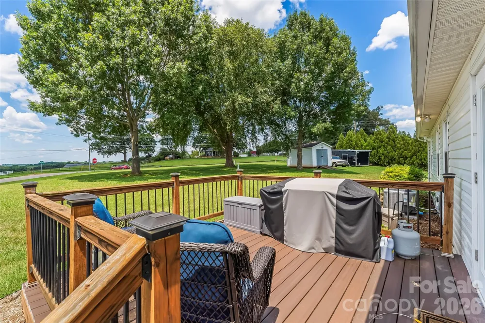 3955 Northernmistic Drive Maiden, NC 28650