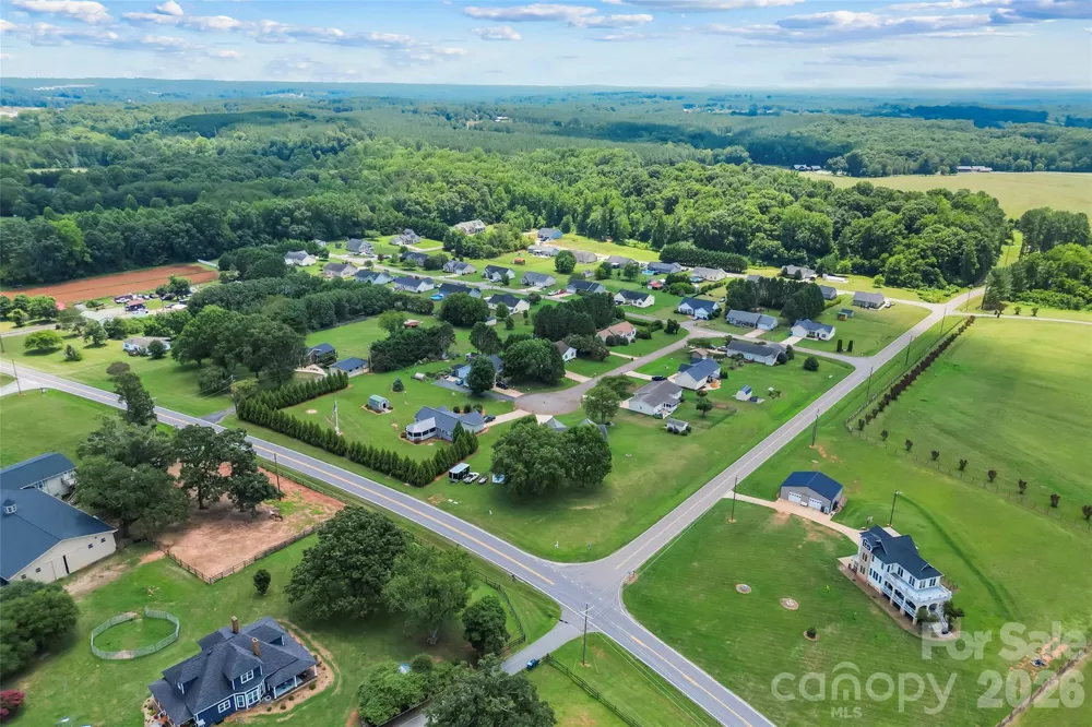3955 Northernmistic Drive Maiden, NC 28650