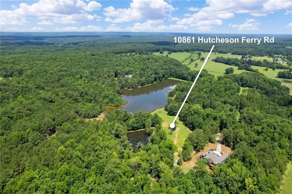 10861 Hutcheson Ferry Road Chattahoochee Hills, GA 30268