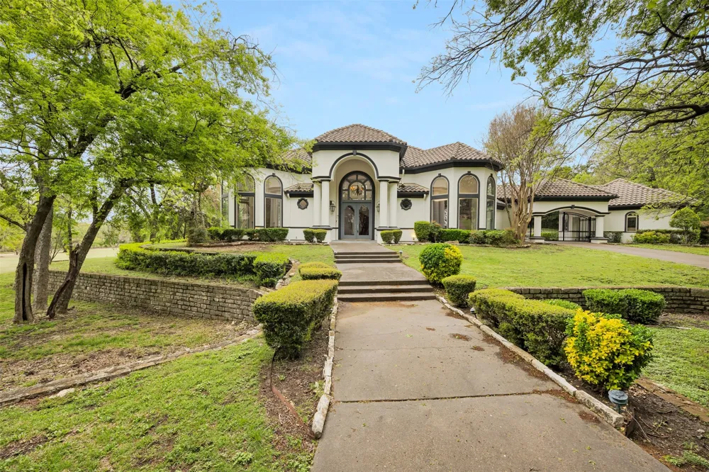 1813 Richlen Way Duncanville, TX 75115