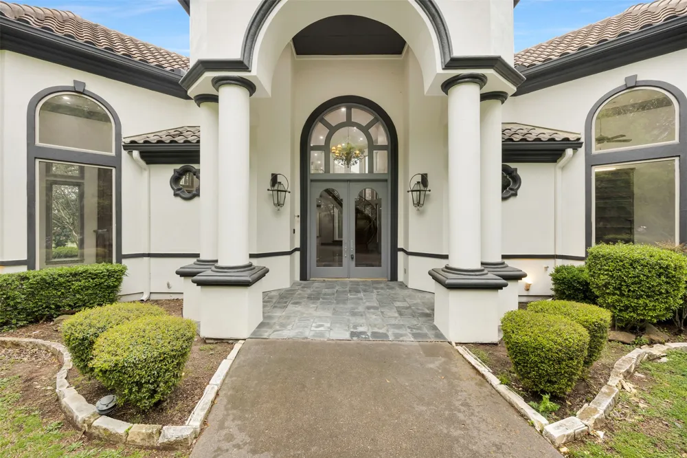 1813 Richlen Way Duncanville, TX 75115