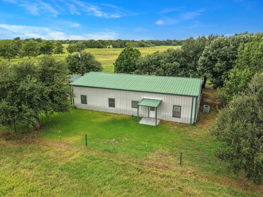 955 County Road 228 Cameron, TX 76520