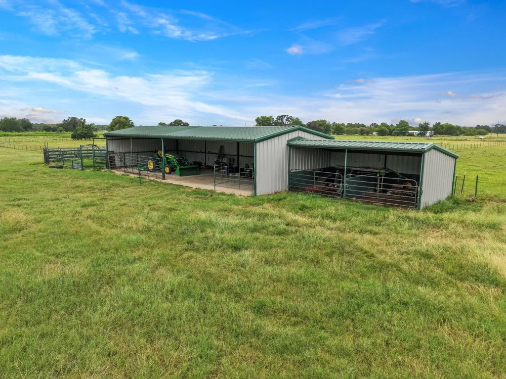 955 County Road 228 Cameron, TX 76520