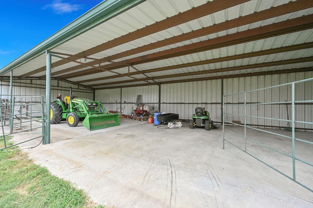 955 County Road 228 Cameron, TX 76520