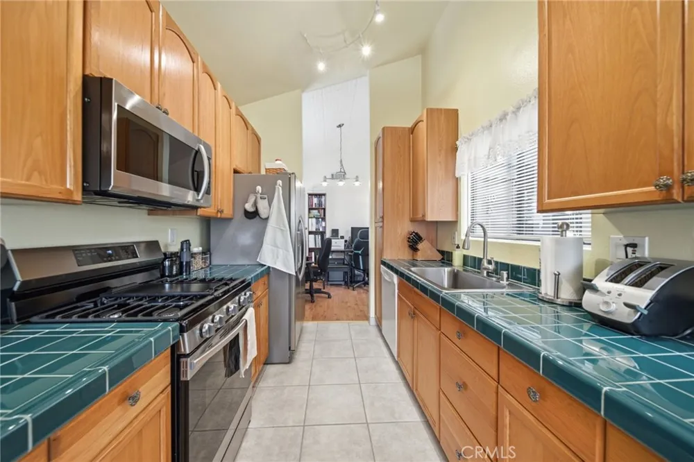 12750 Centralia #80 Lakewood, CA 90715