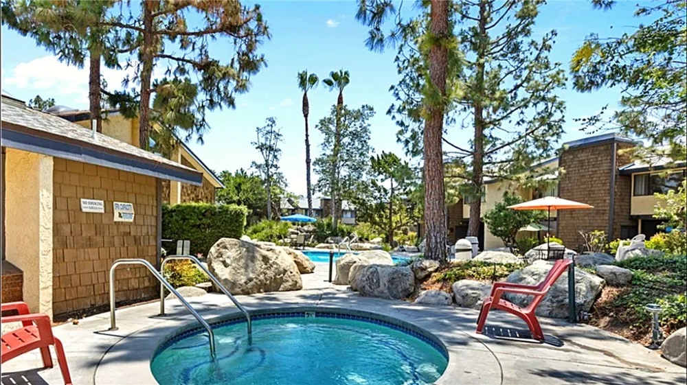 12750 Centralia #80 Lakewood, CA 90715