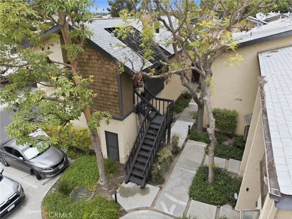 12750 Centralia #80 Lakewood, CA 90715